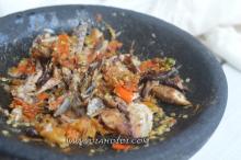 Resep Ikan Pindang Sambal Bawang, Pedas dan Gurih